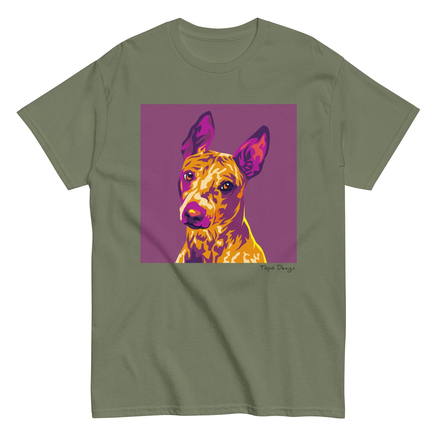 Vihreä T-paita, Printti jossa Pop Art tyylinen amerikankarvatonterrieri violetilla taustalla. 